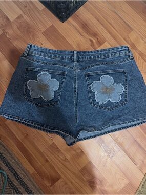 No Boundaries Blue Denim Shorts with Floral Back Pocket Appliqué